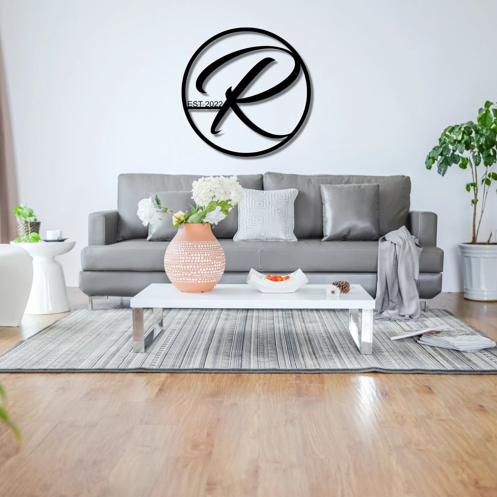 Personalized Family Name Metal Sign - Circle Design